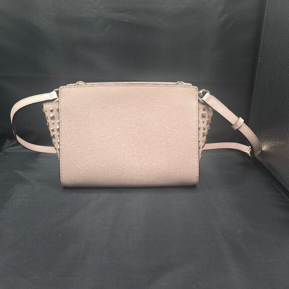 Michael Kors Selma Stud Medium Messenger Crossbody Ballet Pink - Picture 2 of 10